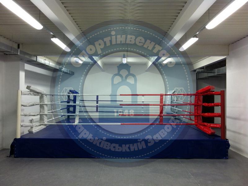 Standard boxing ring 6x6 m on 0.6 m platform