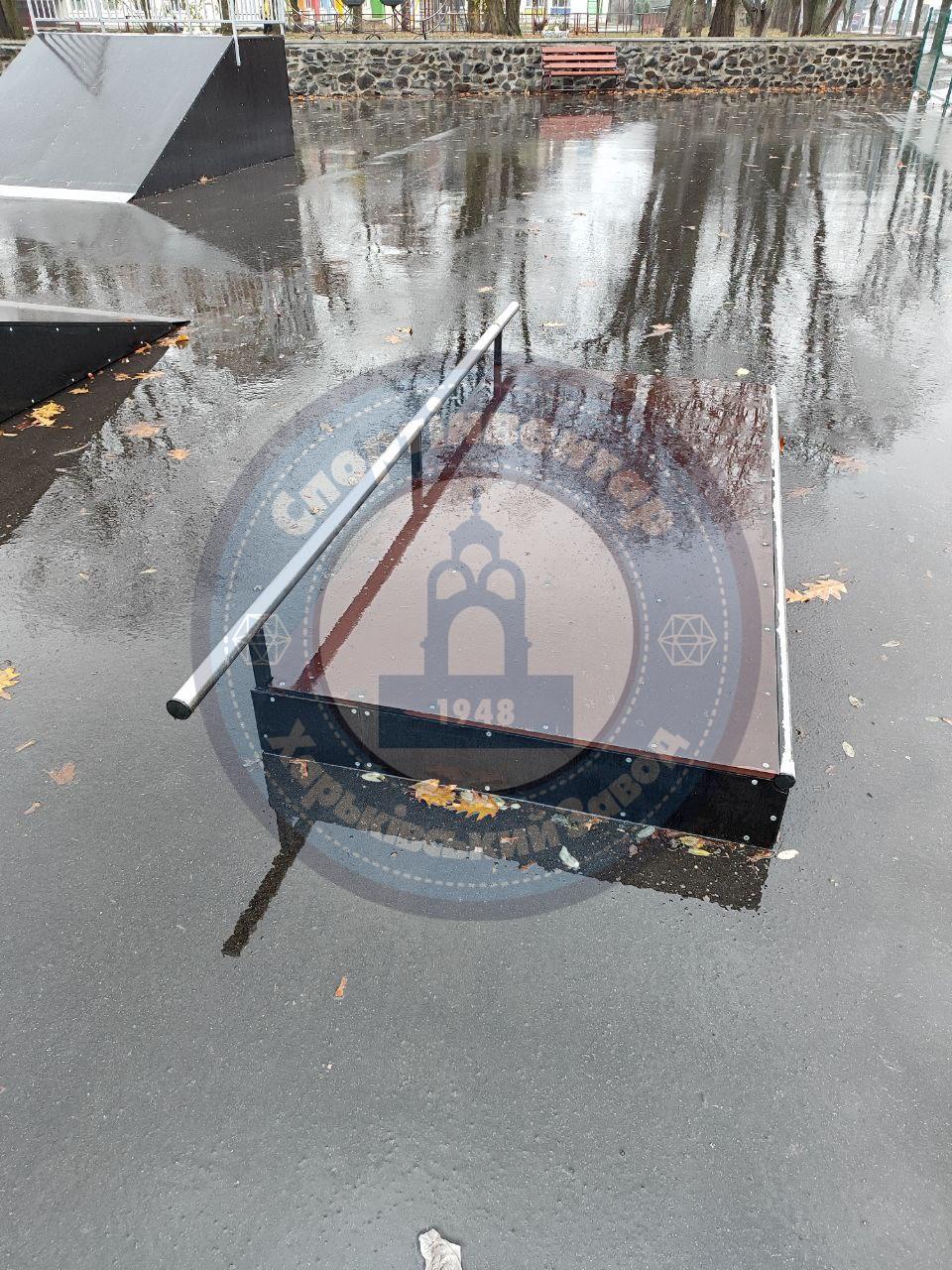 Мануалбокс із металевим каркасом