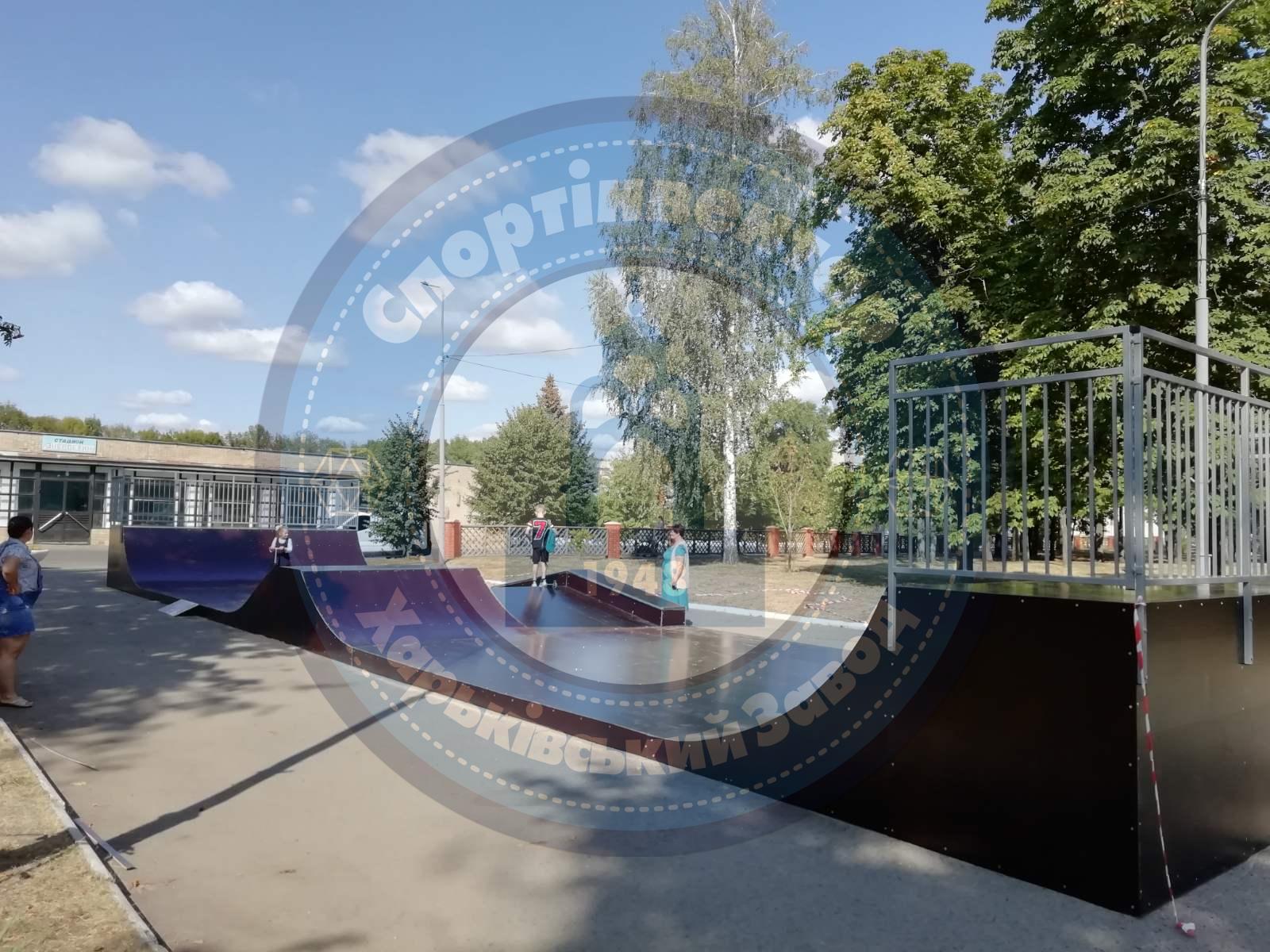 Модульний скейтпарк із дерев’яним каркасом
