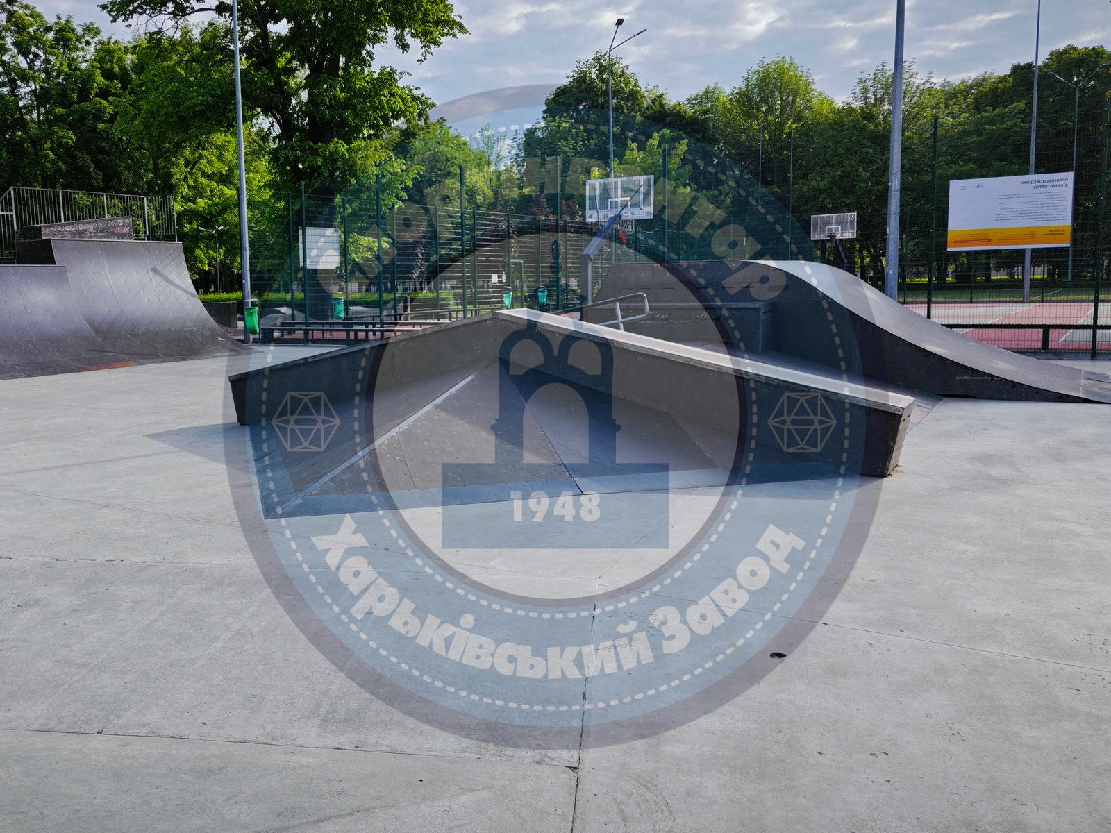 Піраміда із дерев’яним каркасом